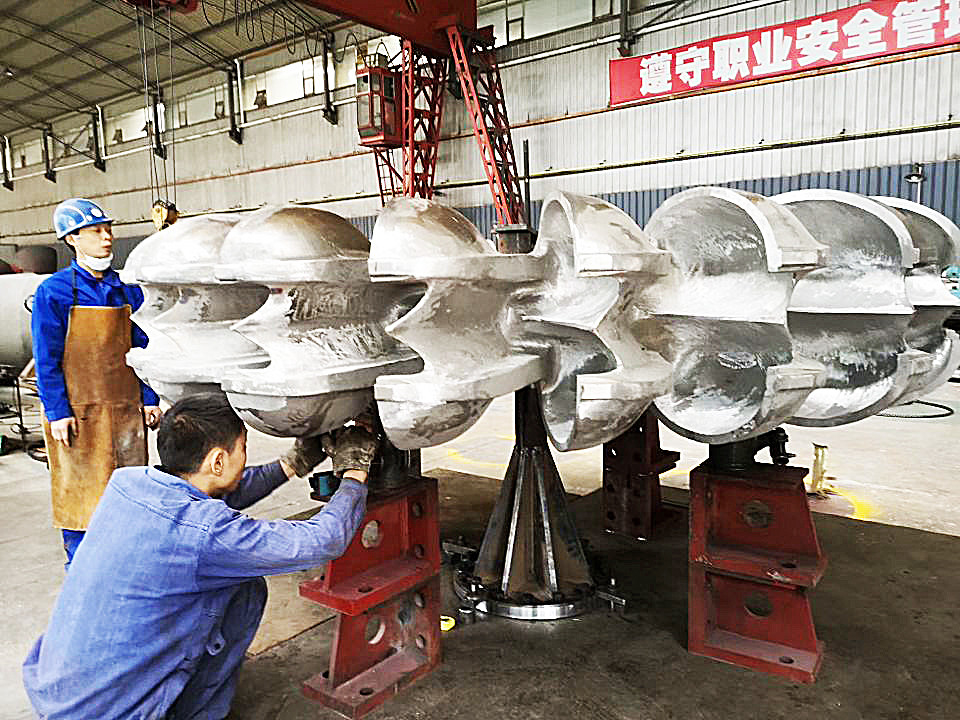 Adjustable / Fixed Blade Angle Water Power Turbine with Customized Blade Height