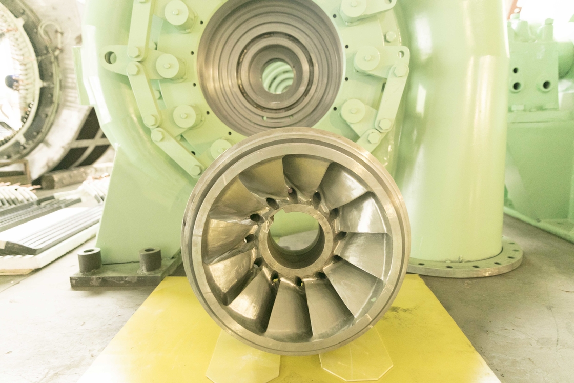 Vertical Air/Water Cooling Water Turbine Generator 220V-690V Brushless 200kw-20mw 450-1000 RPM
