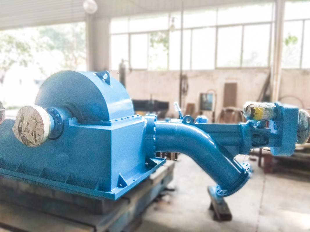 Heavy Duty Pelton Wheel Turbine Generator Stainless Steel 6-10kV Rated Voltage 500-3000r/min Speed