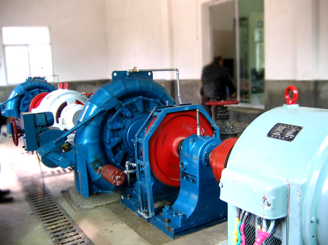 Vertical Or Horizontal Francis Turbine Generator Automatic Control Mode 300KW-20MW 400V 800V 6.3kV 10kV Rated