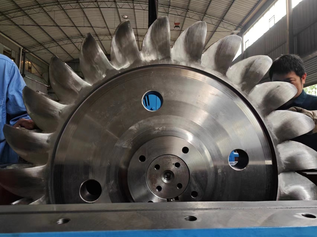 Air Cooled 100kw-10mw Pelton Turbine Used For High Water Head With High Quality