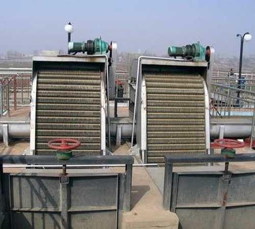 OEM Trash Rack Cleaning Machine with 4.5 to 16 Mm Thickness and 0.39 to 15mm Grid Interval for Water Intake Maintenance